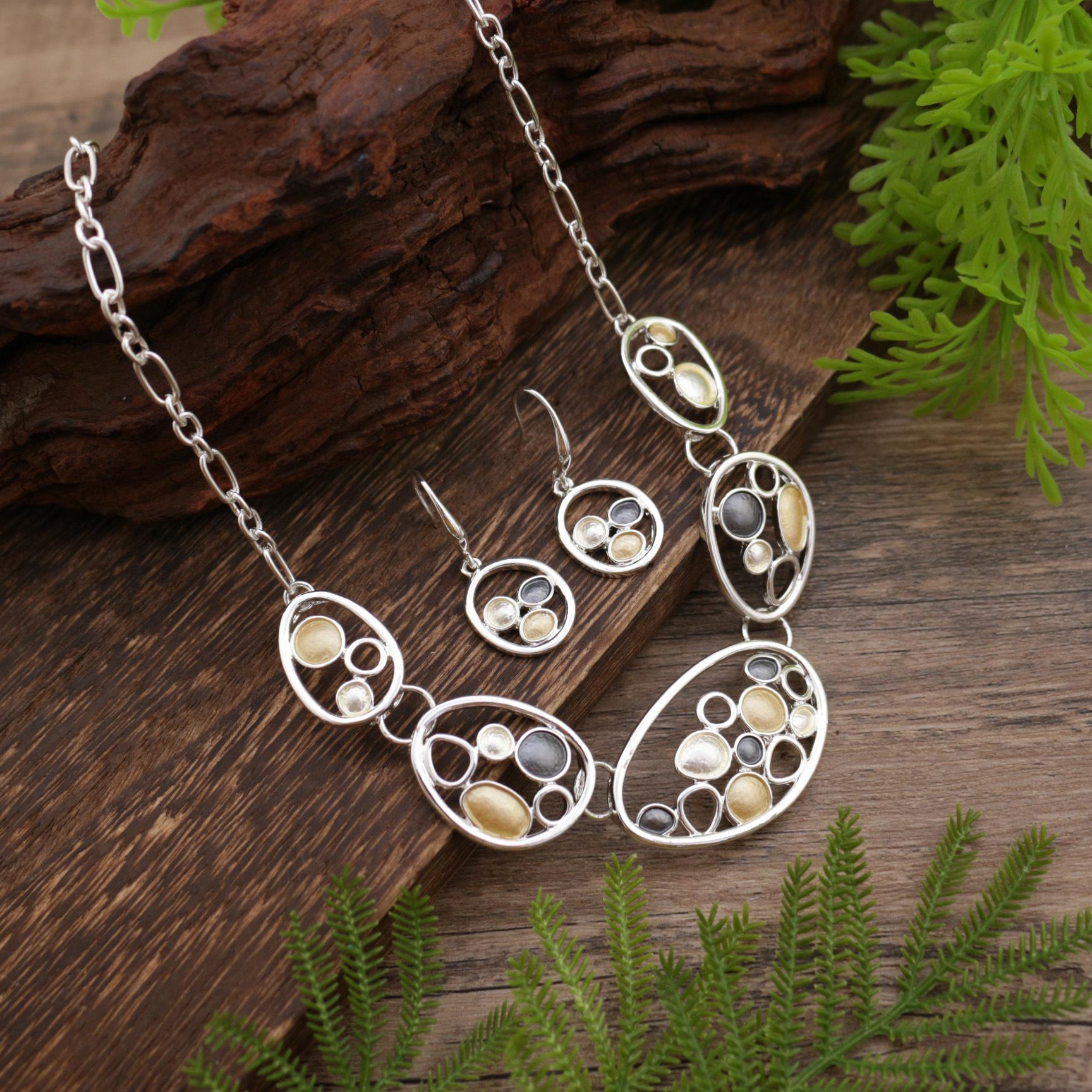 

Новый цвет живописи маслом полые круглые серьги-гвоздики в виде лепестков и набор ожерелий, персонализированное женское ожерелье.