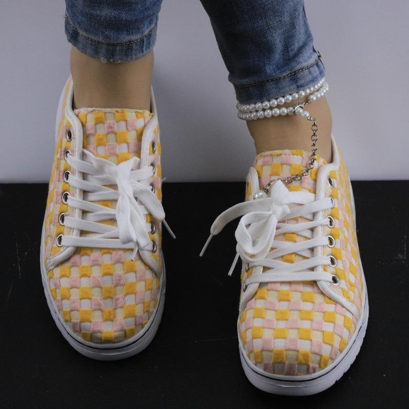 Large size round head versatile women's canvas shoes plaid trend flat baseplate shoes