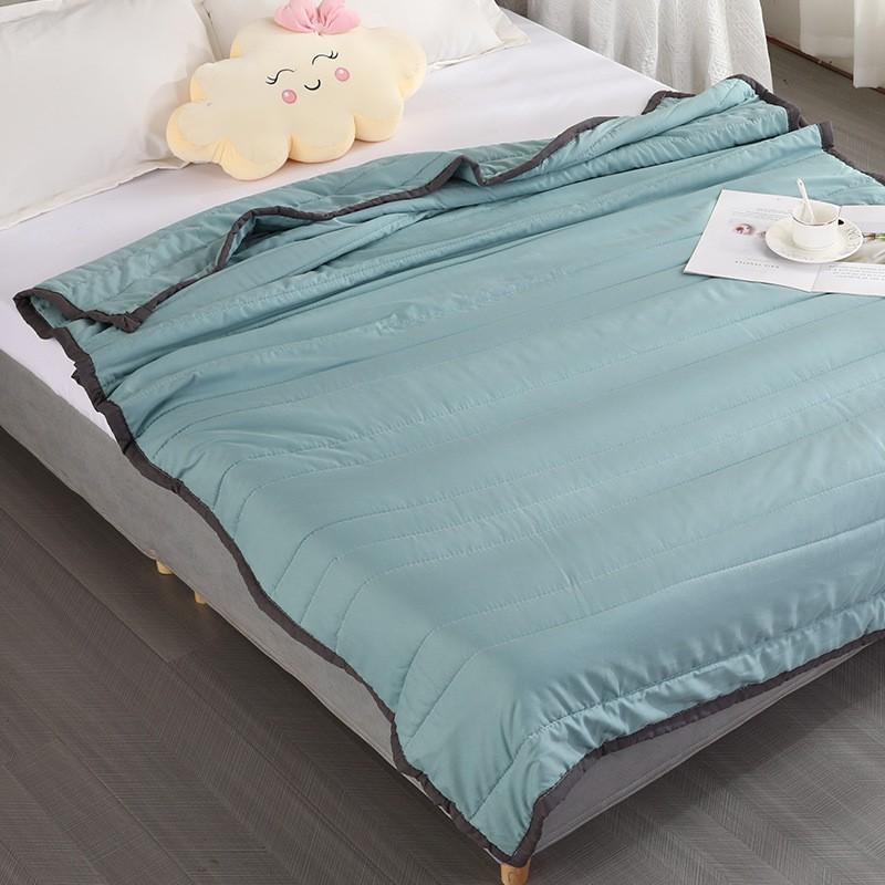 Ice Blanket For All-Season Lightweight - Summer Cooler Quilt For Hot Sleepers And Night Sweats