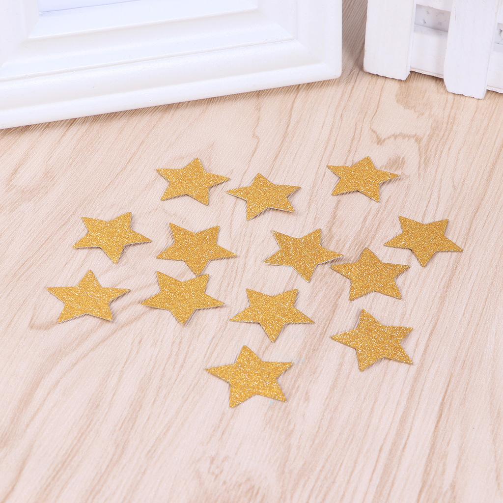 100 st Glittrande Stjärnkonfetti Hårt Papper Ingen Glittrande Fall Delikat Form för Årsdag Alla Hjärtans Dag Fest Guld