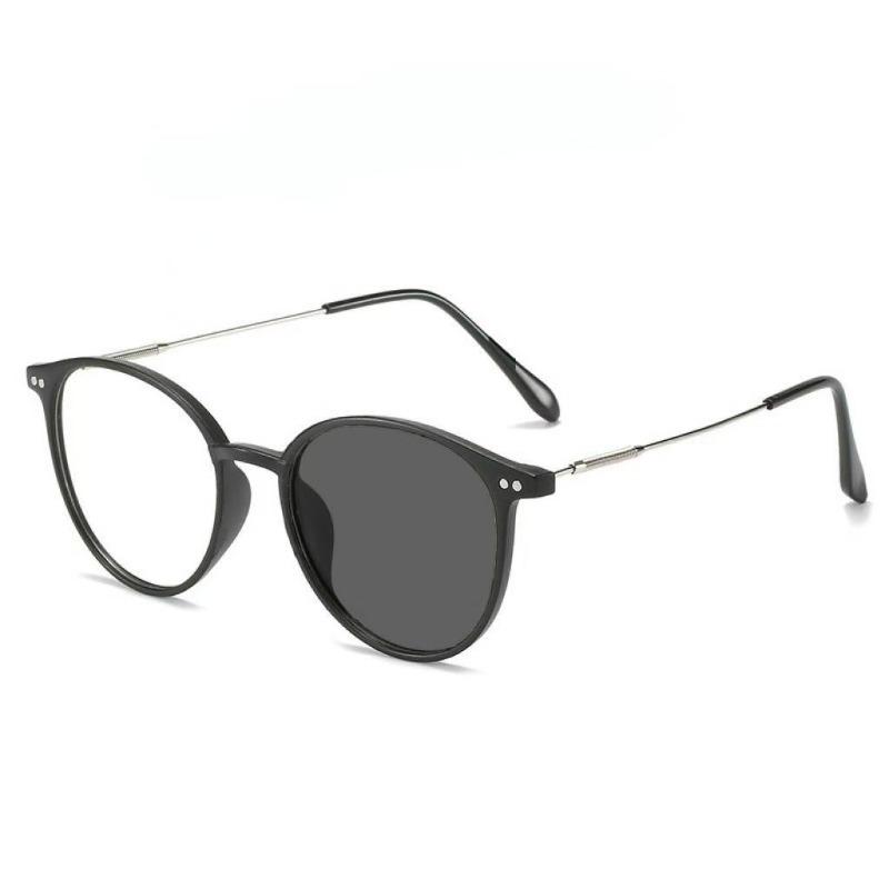 

Fashion Pochromic Anti Radiation Eyeglasses For Women/Men Anti Blue Light Glasses Turn gray