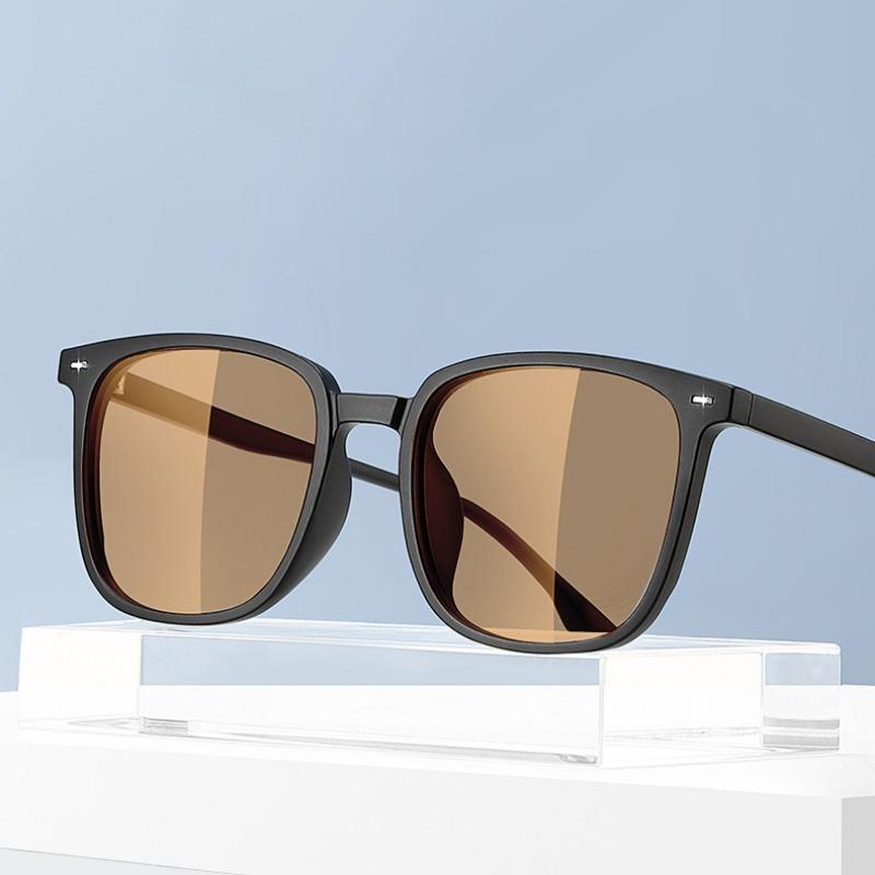 Fashion Ultralight Photochromic Sunglasses for Men Women Vintage Square Frame Anti-blue Light Eyewear