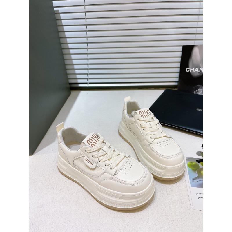 

Кожаные маленькие белые туфли на толстой подошве с увеличением роста, универсальная женская спортивная и повседневная обувь, весенние новые туфли на платформе с круглым носком 35