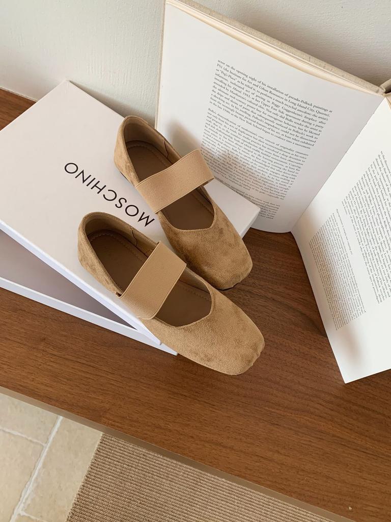 Square head retro ballet shoes female outer wear fairy flat shoes 2025 autumn and winter new pedal Mary Jane shoes