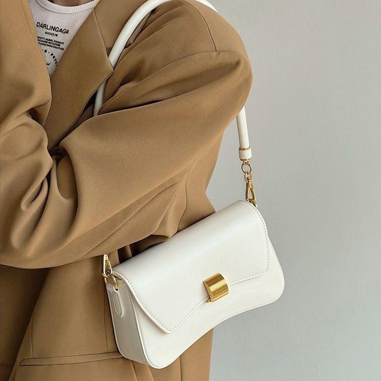Premium Bag, Female Baguette Bag, Retro Hand-Held Underarm Bag, Foreign Style Girl, One-Shoulder Messenger Bag.