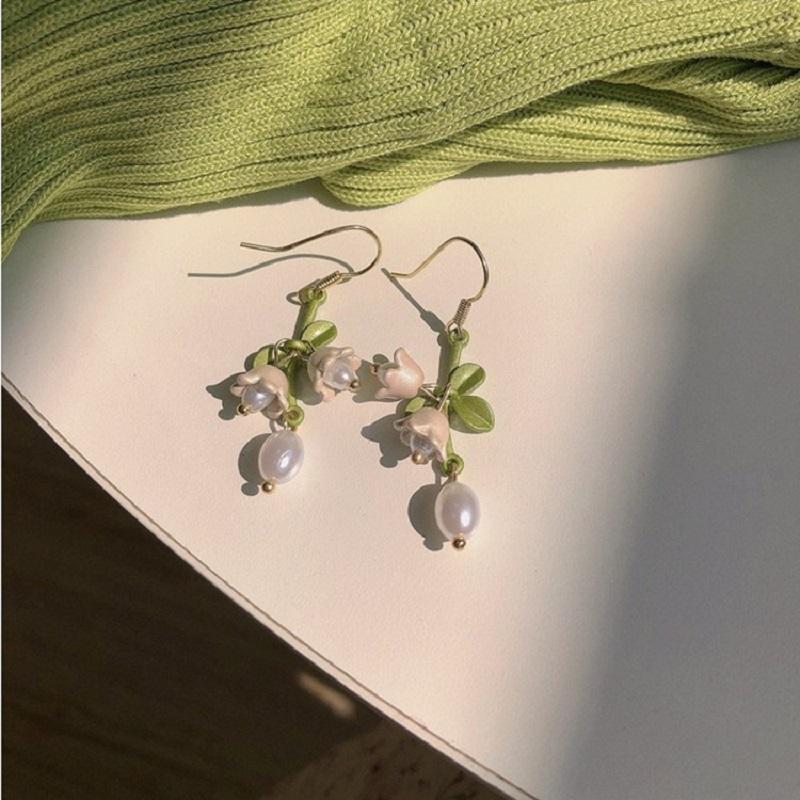 New Design Lily of The Valley Zircon Green Ear Hook for Women Fashion Elegant White Flowers Drop Earrings Wedding Party Zircon