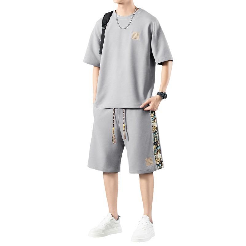 Fashion T-shirt Shorts Suit Men's Summer Casual Sports Suit Large Size Thin Section of the Trend of a Set of