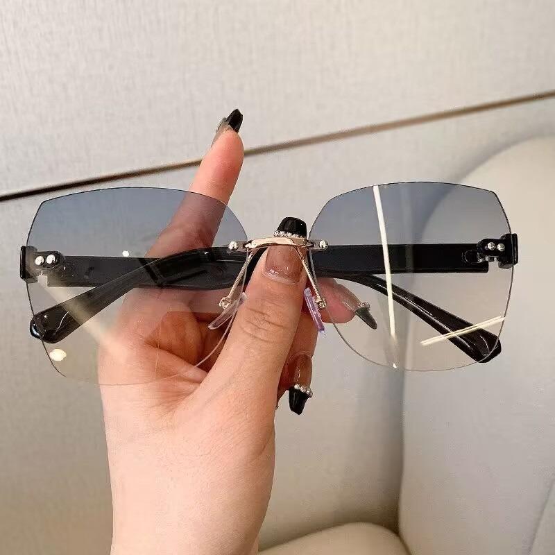 Fashion Rimless Beach Gradient Sunglass Original Lady Retro Branded Shades UV400 Eyeglasses