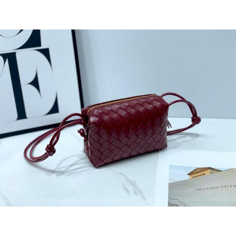 Borsa a Spalla Quadrata Mini Monocolore Tessuta a Mano da Donna Compatta a Tracolla Con Grande Capacità Morbida Pelle PU