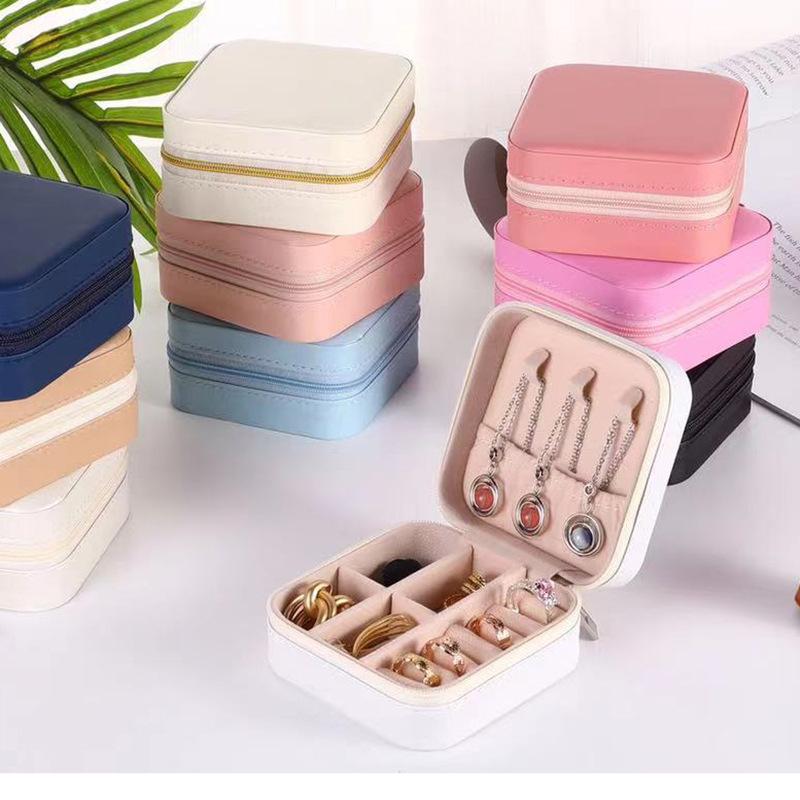 Jewelry Organizer Display Travel Jewelry Case Boxes Portable Locket Necklace Jewelry Box Leather Storage Earring Ring Holder