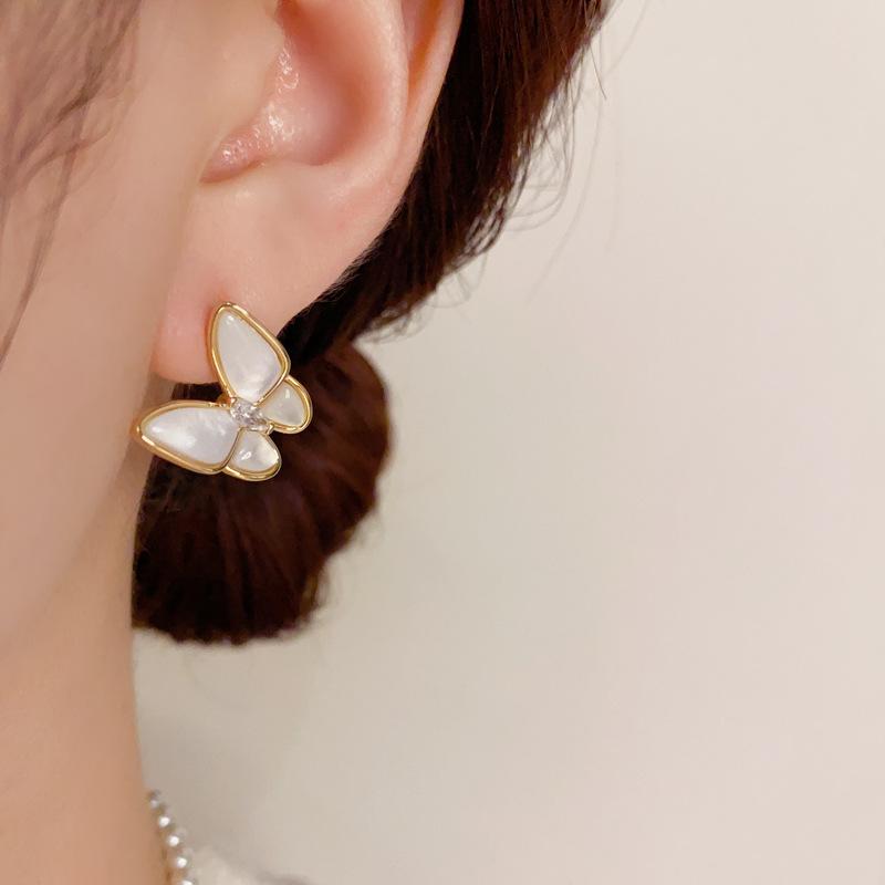 Chic 925 Silver Needle Natural Mother Of Pearl Butterfly Stud Earrings For Women