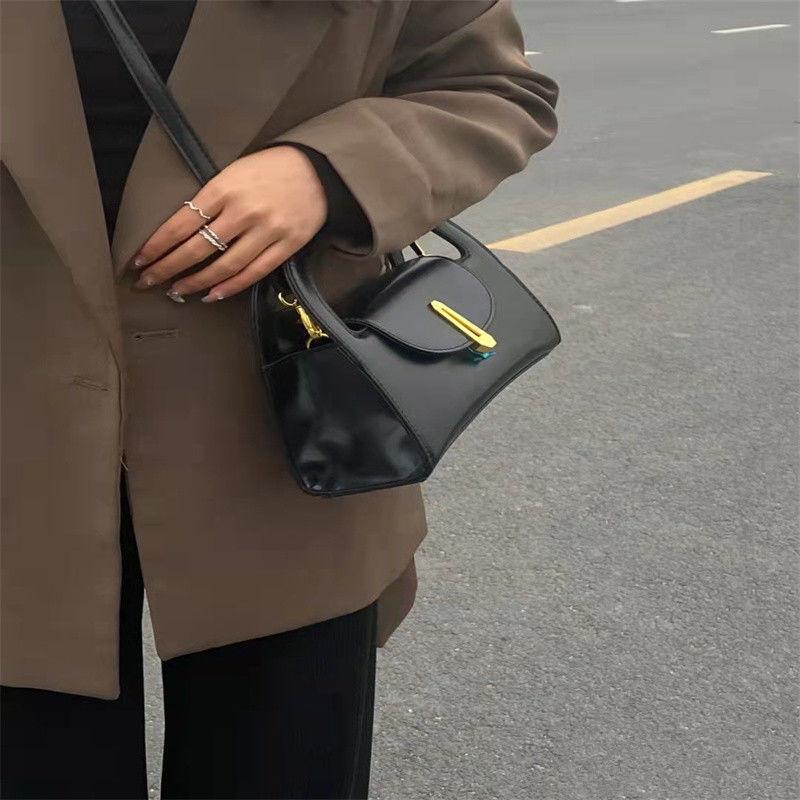 Mini crossbody kabelka pro ženy luxusní kabelka do podpaží korejská kabelka kabelka přes rameno designový trend nový