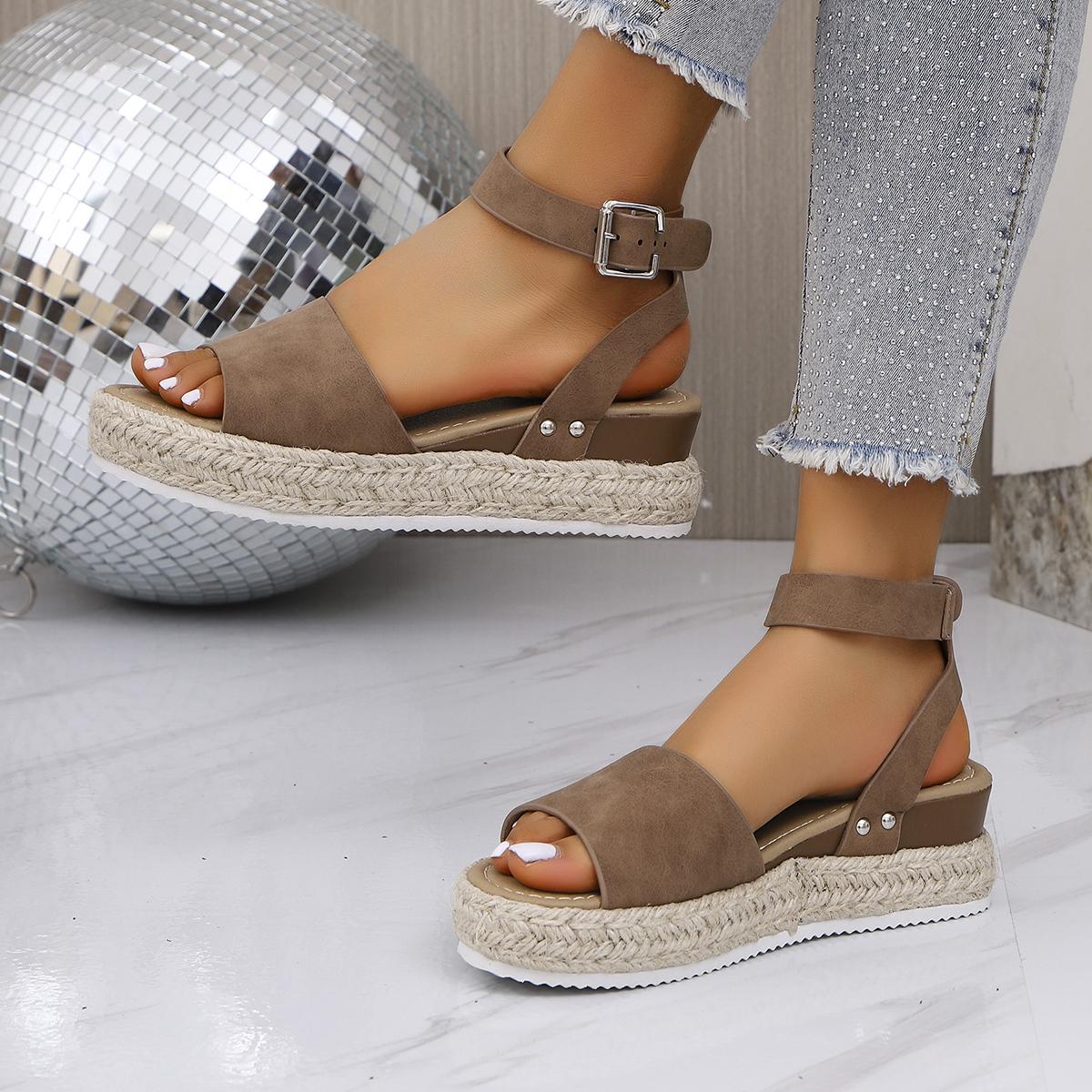 

New Summer Round Toe Thick Sole Comfortable Fish Mouth Sandals for Women s Fashionable Large Size Buckle Open Toe Casual Sandals 36 коричневий