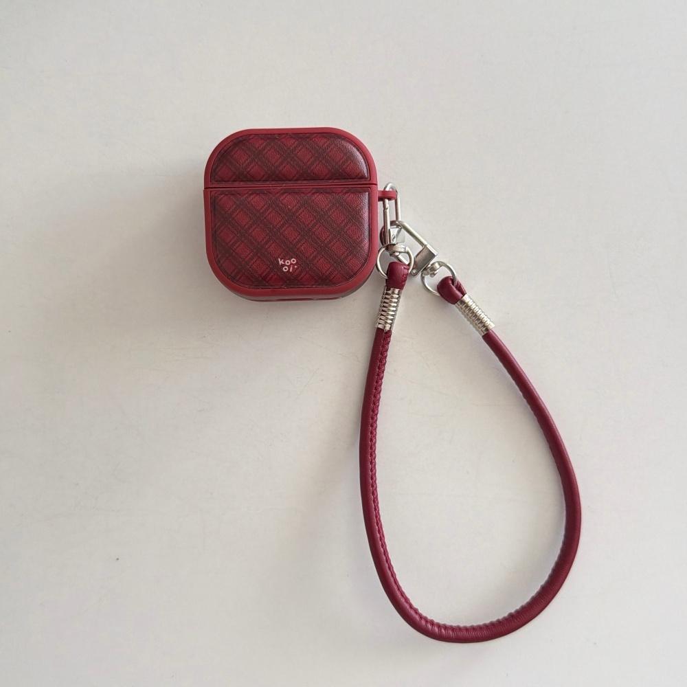 

Simple leather red rhombus with lanyard, suitable for airpods4 protective case airpodspro3 generation apple earphone case second generation wireless AirPods Pro 3