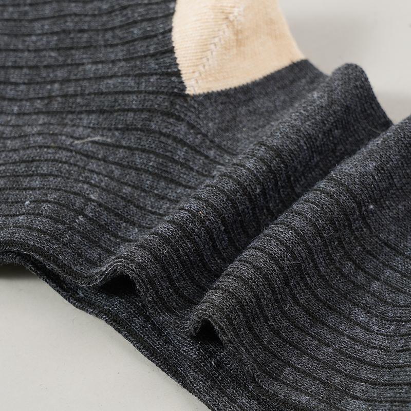 Șosete pentru bărbați cu tub mijlociu Șosete din bumbac de toamnă și iarnă pentru bărbați, absorbanți și dezodorizanți de transpirație, cu scrisoare Șosete sport cu tub înalt