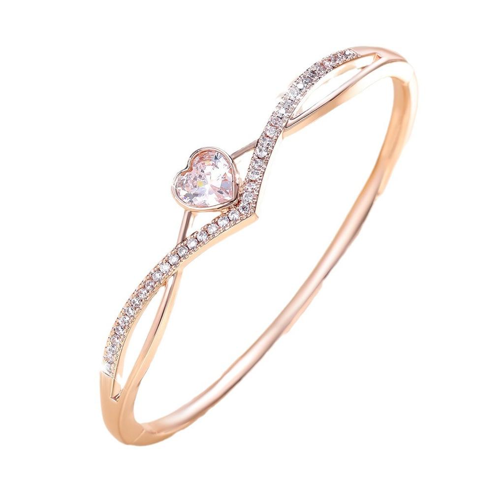 Korean Style Fashionable Exquisite Women's Light Luxury High-end Heart-shaped Bracelet