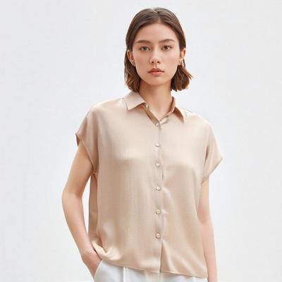 Camisa de Seda de Amora Manga Curta Pérola Cetim 22mm - Colarinho Pontudo, de Botão Único, Corte Solto, Novo Estilo Primavera/Verão Feminino.