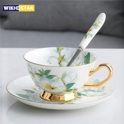 Guldpläterad Keramisk Kopp & Fat Gröna Blommor Mönster Kaffemugg Matsalsbord Mjölkkoppar Fika Te-kopp Fruktjuicekopp