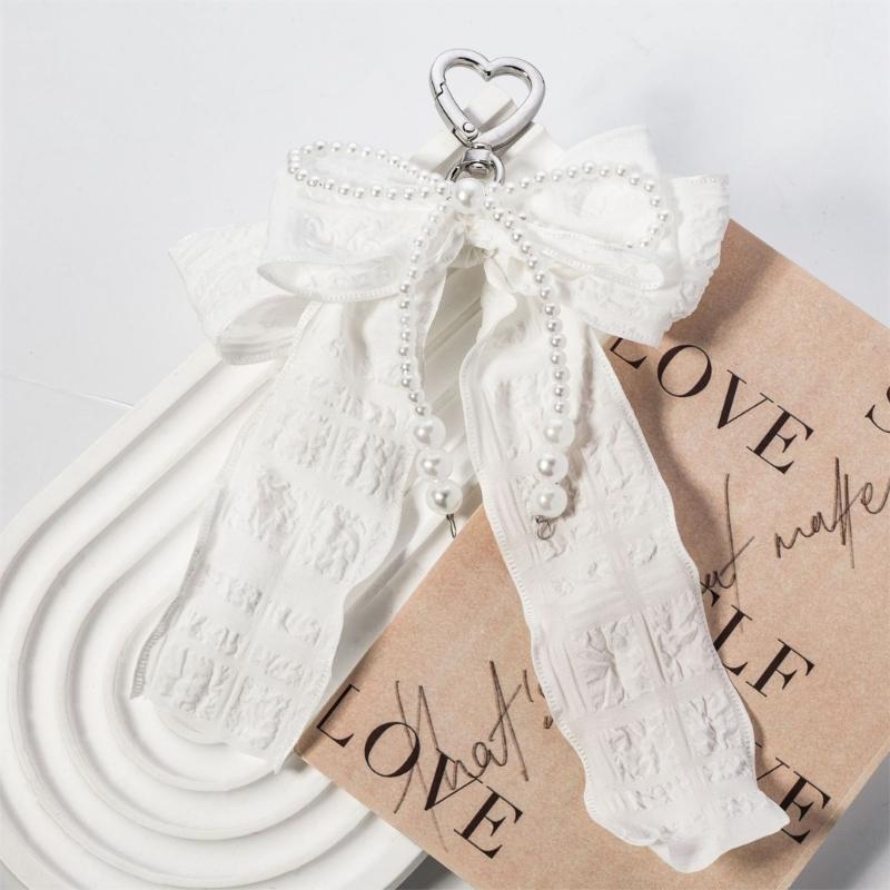 Pearls Bows Bag Charm Pendant Aesthetic Purse Charms Aesthetic Keychains Keyring for Women Backpack Purse Handbag Decors