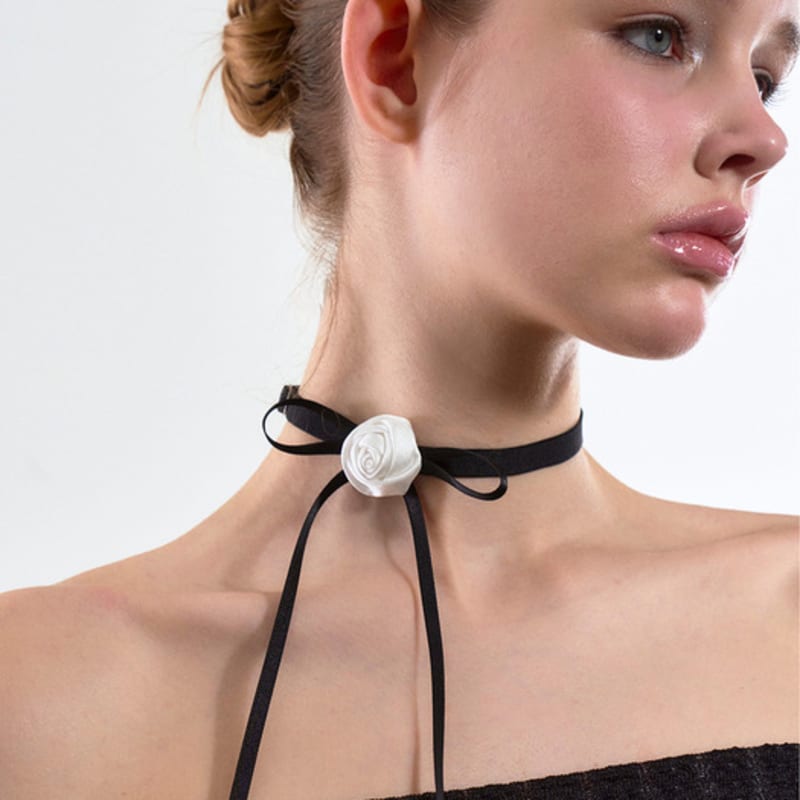 VINAJ Jenny Rose Ribbon Choker (Black)