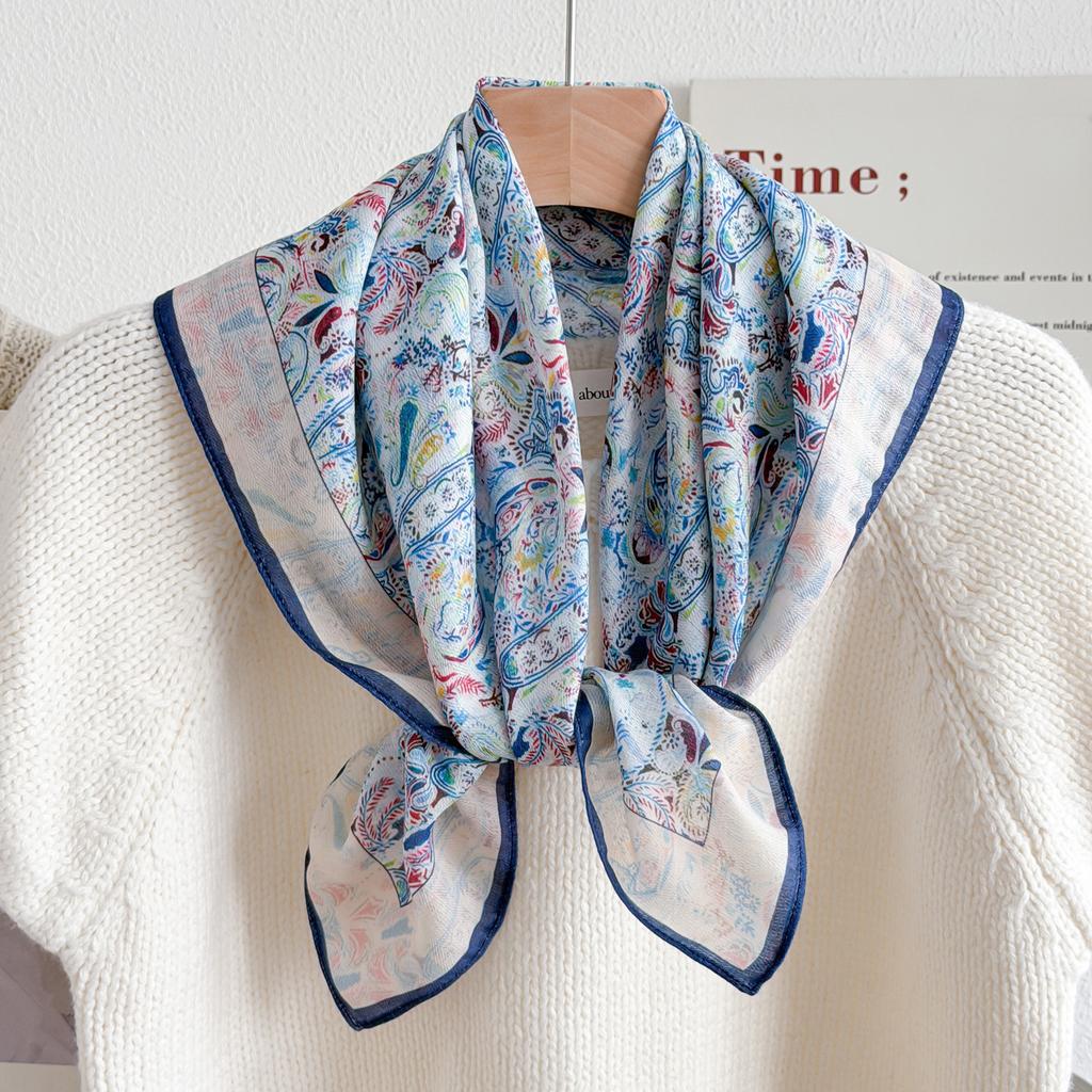 Blauer Cashewblumen-Kleinstadt-Schal Seidenschal Damen Frühling und Herbst passend zu Hemd Berufskleidung Nackenschutz Dünner Schal 71x71