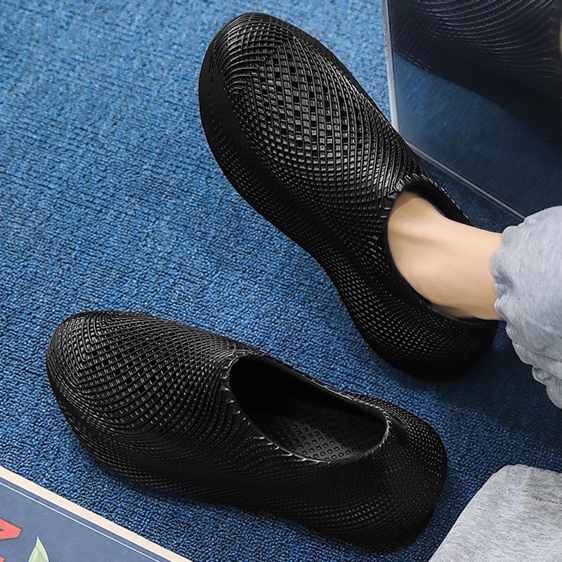 Fashion New Summer Men's Wading Shoes Hollow Out Breathable Beach Sandals Casual Outdoor Slippers Male Water Sandals Big Size 36-45