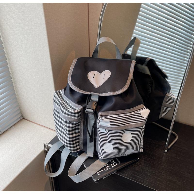 Large capacity backpack Female leisure student class school bag Bucket bag Outdoor lightweight travel backpack