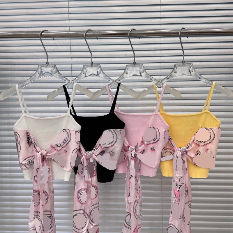 2026 Summer Silk Scarf Patchwork Knit Sleeveless Camisole: Slimming, Versatile Top