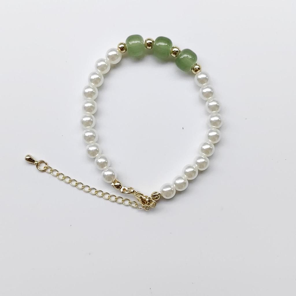 Elegant Elastic Faux Pearl Bracelet for Women - Versatile French Classic Style Jewelry