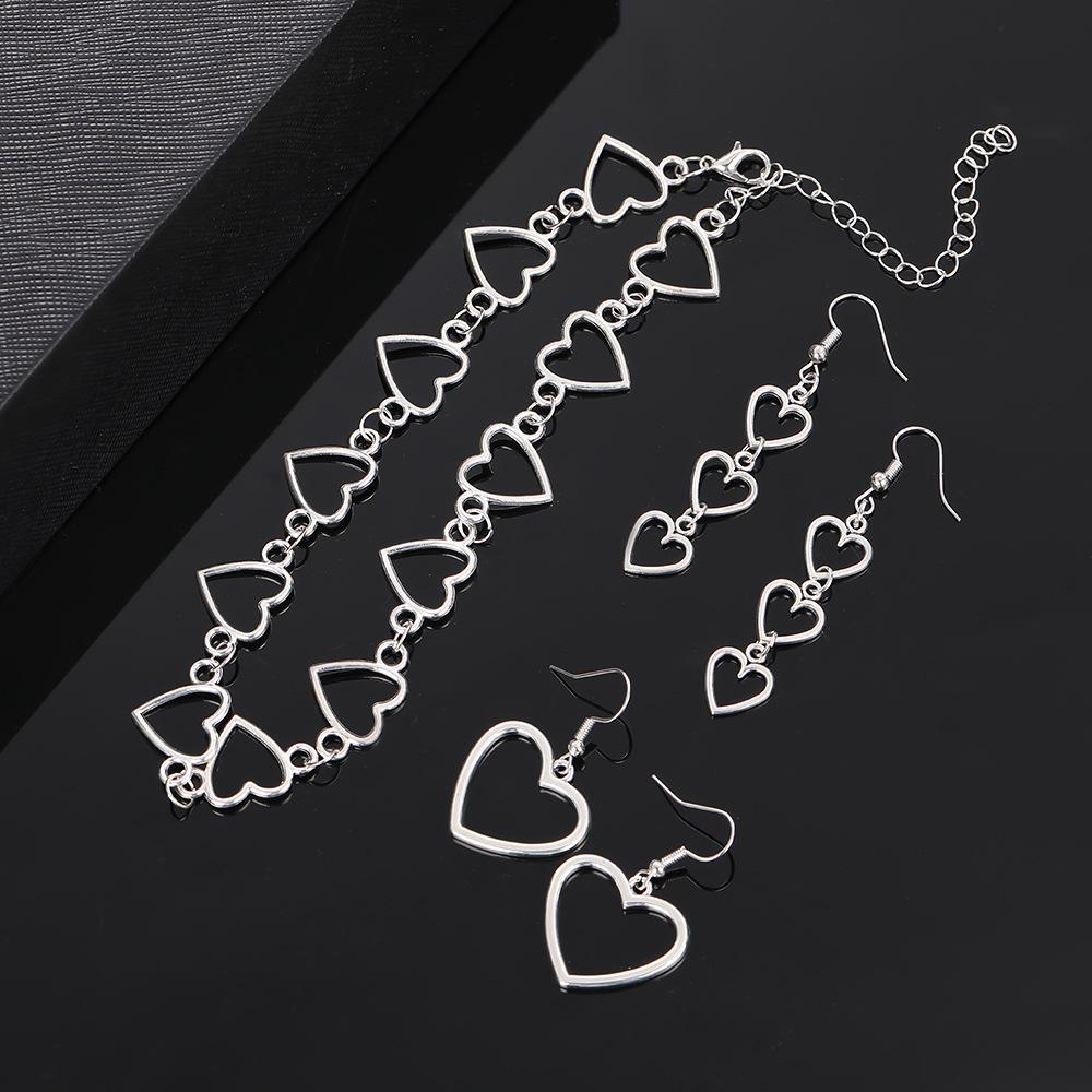 Hollow Heart Shape Necklace Set for Women , Minimalist Cool Style , Light Jewelry Set with Necklace Earrings Bracelet