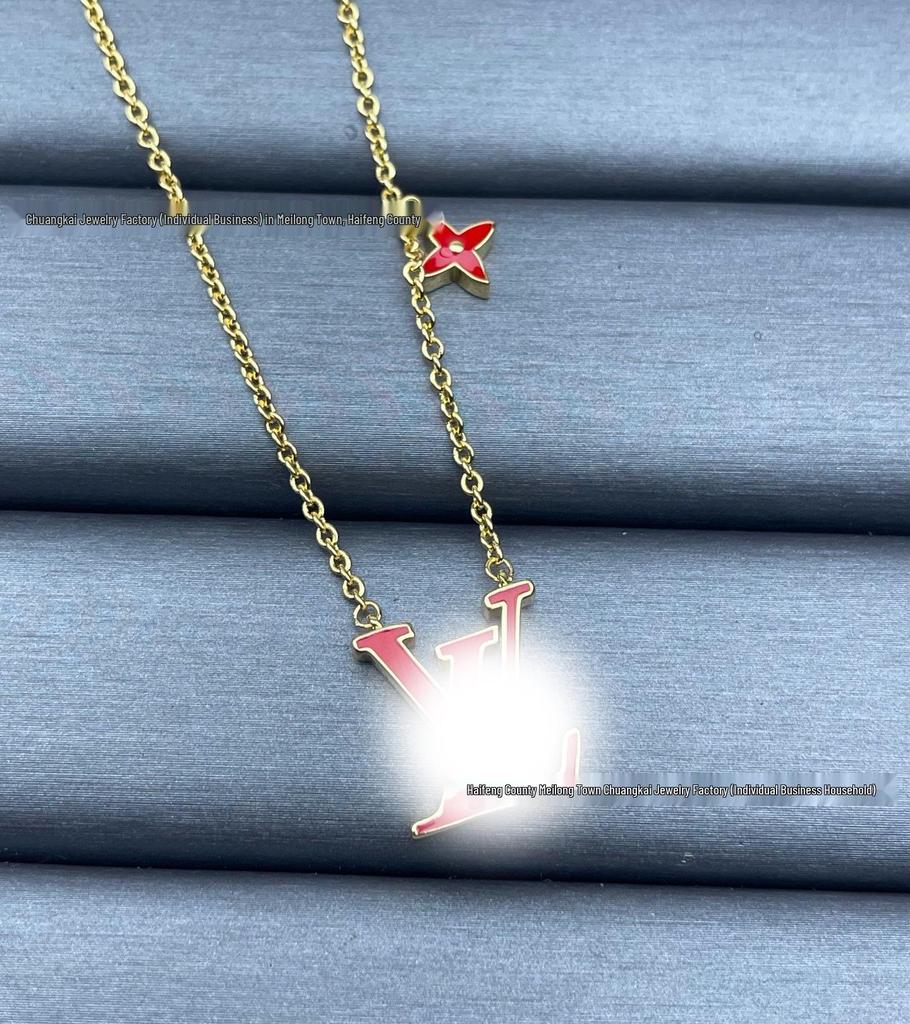 European Donkey V Necklace Set: High Version Enamel Flower Letter Clavicle Chain - Versatile & Fashionable