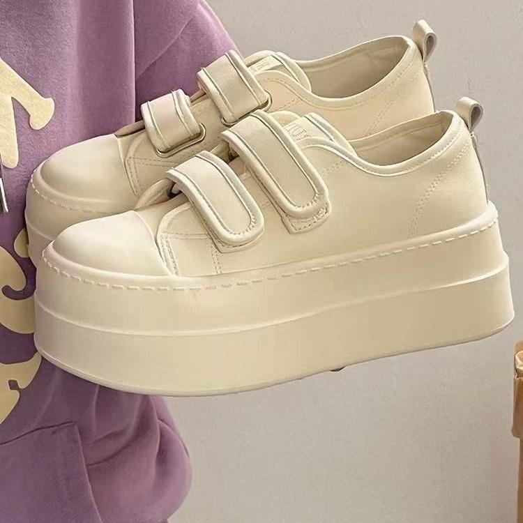 

Thick-soled heightening Velcro board shoes women s 2025 new fashion small women s shoes versatile casual sports white shoes 40