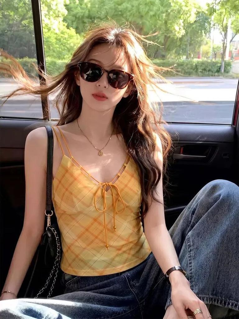 Yellow plaid slim-fitting short vest women's straps V-neck double thin shoulder straps thin versatile sweet and spicy sleeveless top