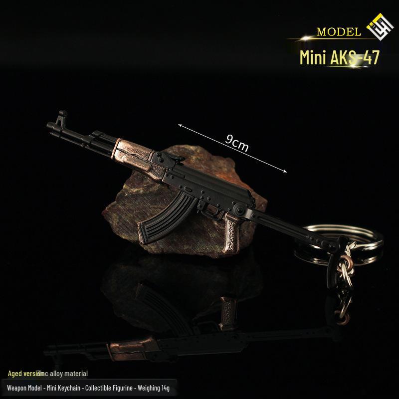 PUBG Chicken Dinner Mini Legierung Schlüsselanhänger: RPG, Raketenwerfer, Desert Eagle, Revolver, SVD, Beretta Waffenanhänger.