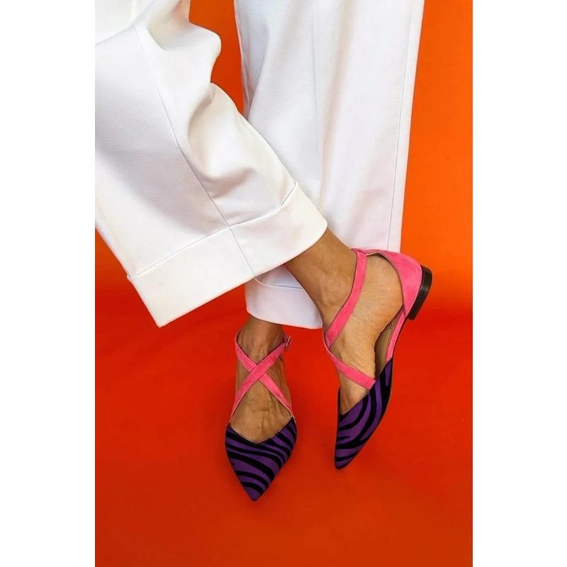 Spring and summer new wish pointed zebra pattern cross buckle hollow sandals