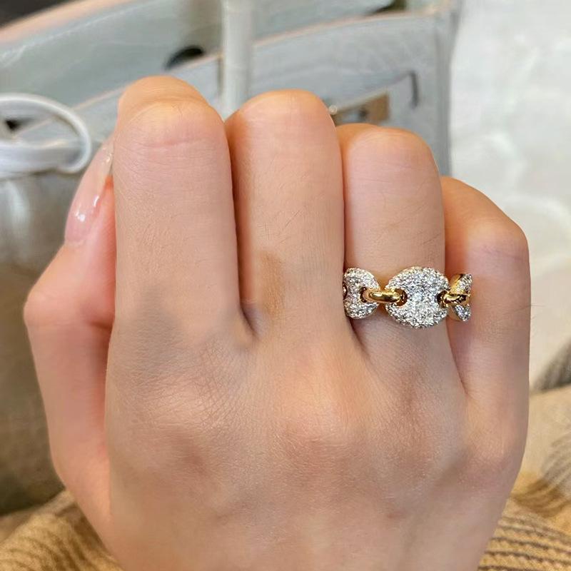 Französischer Literarischer Sinn, Diamantenbesetzter Schweinenasenring, Leichter Luxus, High-End-Designgefühl, Offener Zeigefingerring mit Stern und Mond