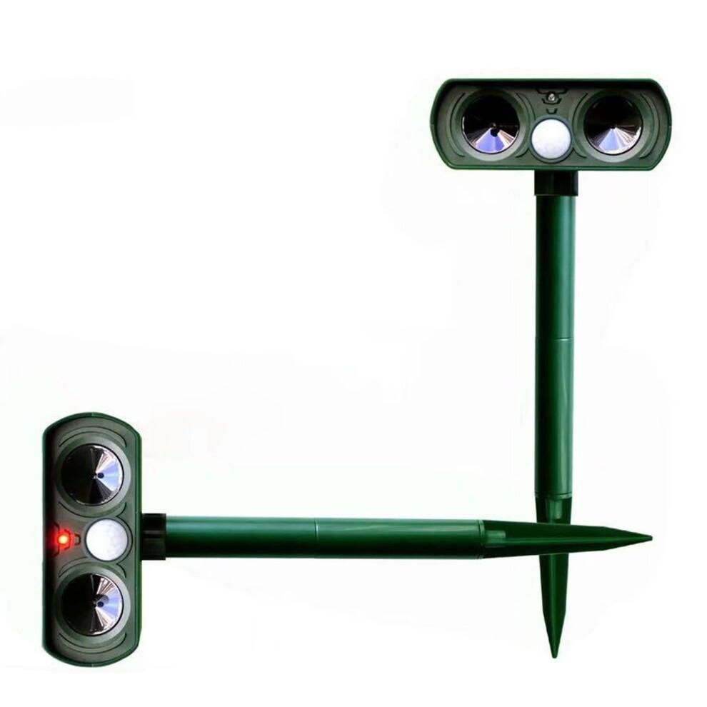 Motion Detection Pest Control Outdoor Animal Repellent Solar Powered Ultrasonic Repeller Humane Wildlife Deterrent Weatherproof Garden Defender For
