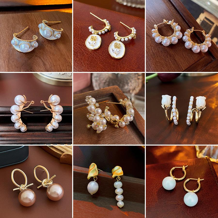 Silver Needle Diamond Pearl C-Shaped Earrings French Retro Premium Temperament Earrings Personality Light Luxury Earrings Women