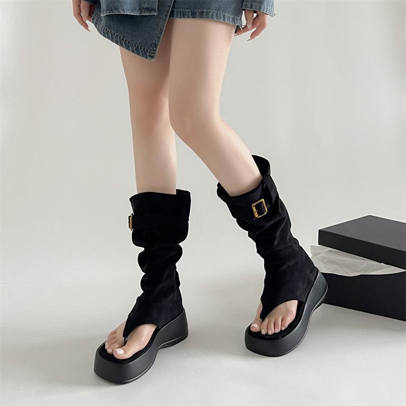 Internet celebrity explosion retro heightening thick-soled herringbone short boots women 2025 new summer wear non-slip French cool boots