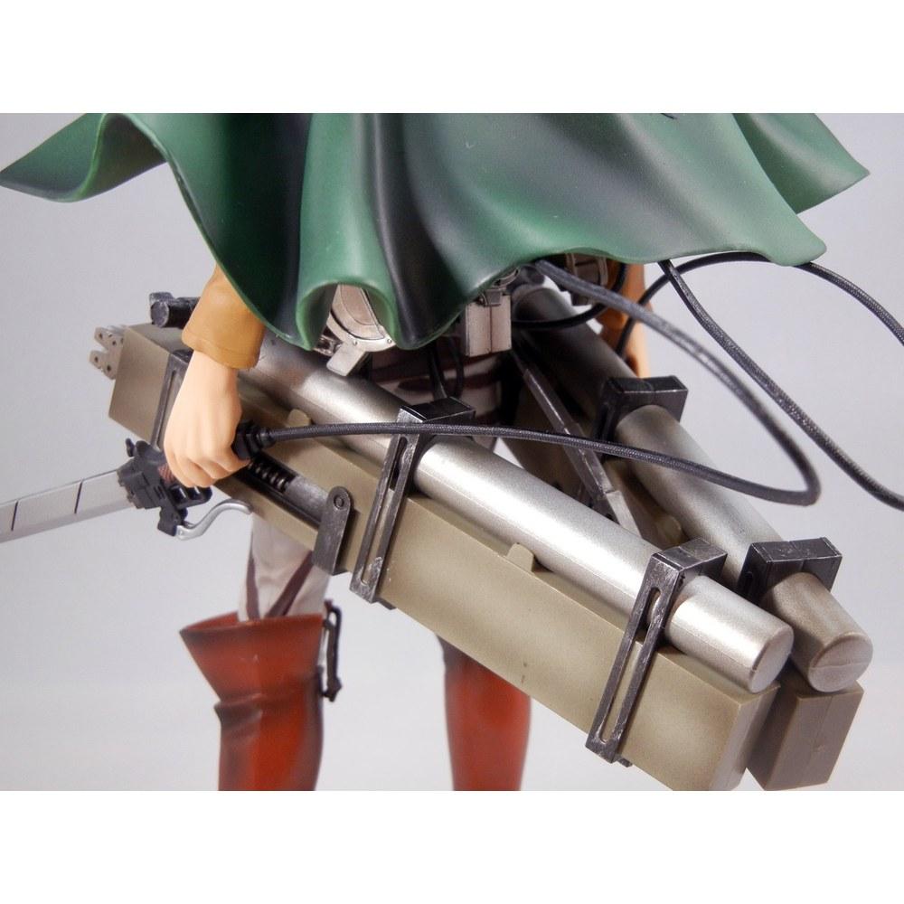 Banpresto Master Stars Piece Attack on Titan Levi and 3D Maneuver Gear Figure Set Levi 20cm 3D Gear 18cm Complete 2 Types