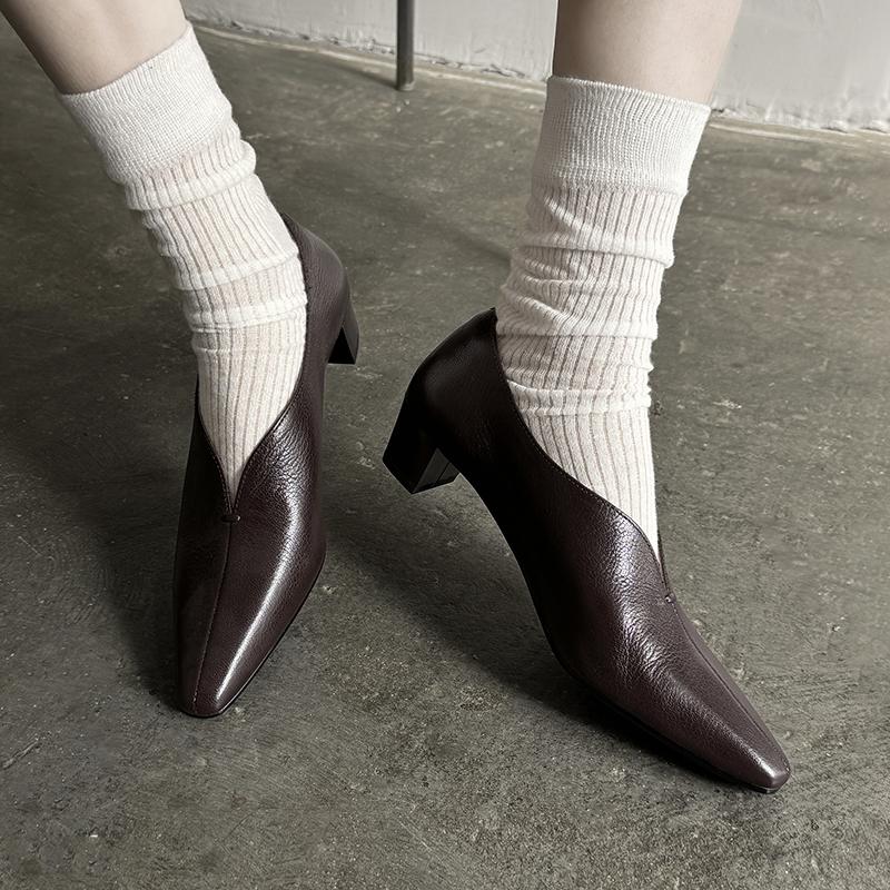 Fashion 2025 New Fashion Spring Women Pumps Square Toe Med Heels Genuine Leather Chunky Heel Pumps Retro Slip On Modern Ladies Shoes
