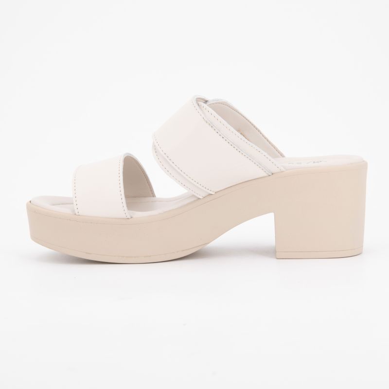 White Heeled Sandals In Tessa Leather with Golden Buckle Woman SCHOLL