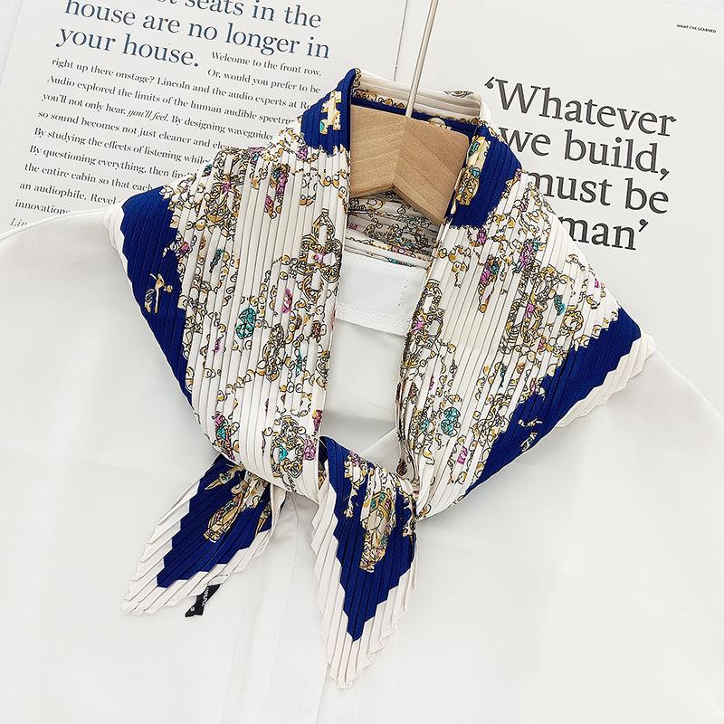 Retro Color Block Crinkled Square Scarf - 70cm Pleated Neckerchief in Imitation Silk for Women