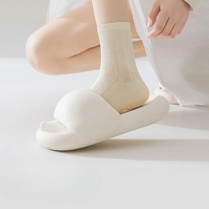 Women's Summer Thin Sweat-absorbing and Odor-proof Mid-calf Socks, Simple Solid Color Mesh Breathable Boneless Socks
