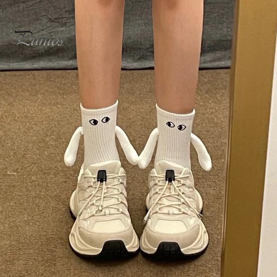 1 Pair Cartoon Magnet Hand-linking Socks Knitted Color Matching Christmas Style Elastic Anti-slip Warm No Odor Festive New Year Mid-tube Socks