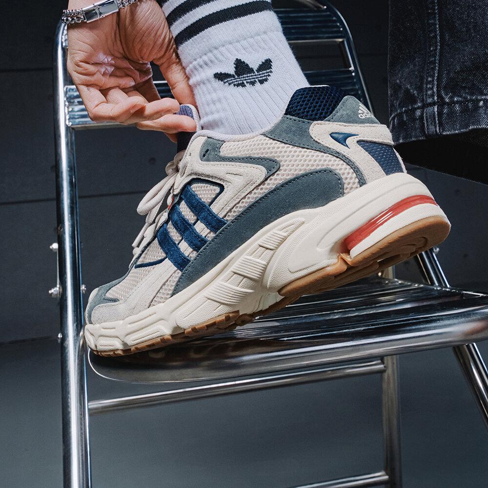 adidas Response CL Aluminium Nacht Indigo Grau Vier