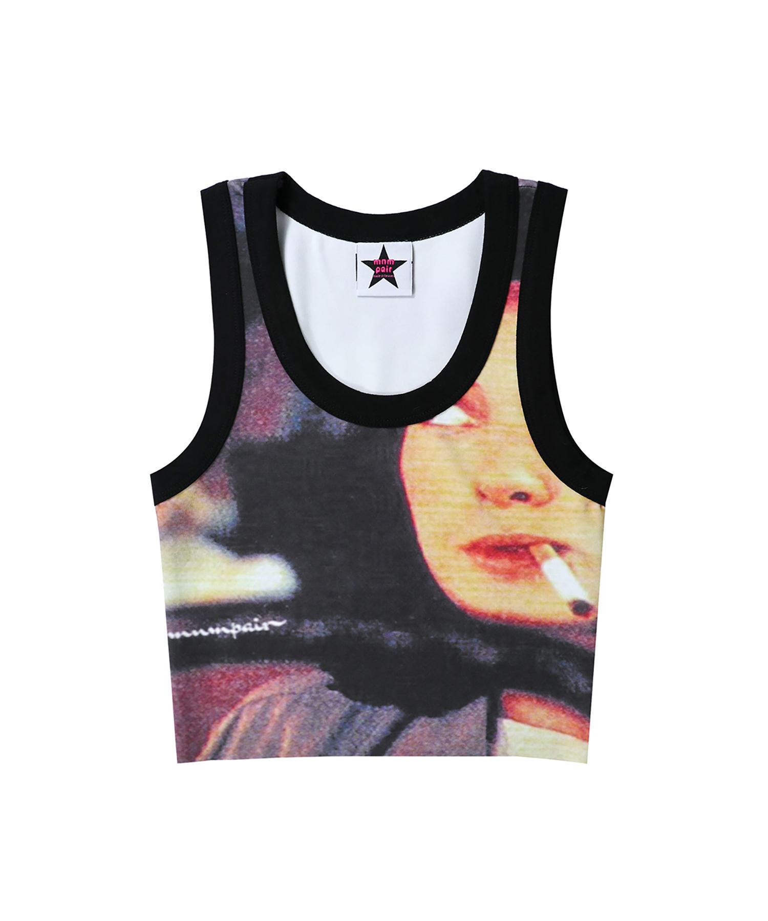 Minimal Fair Cigarette Graphic Top M