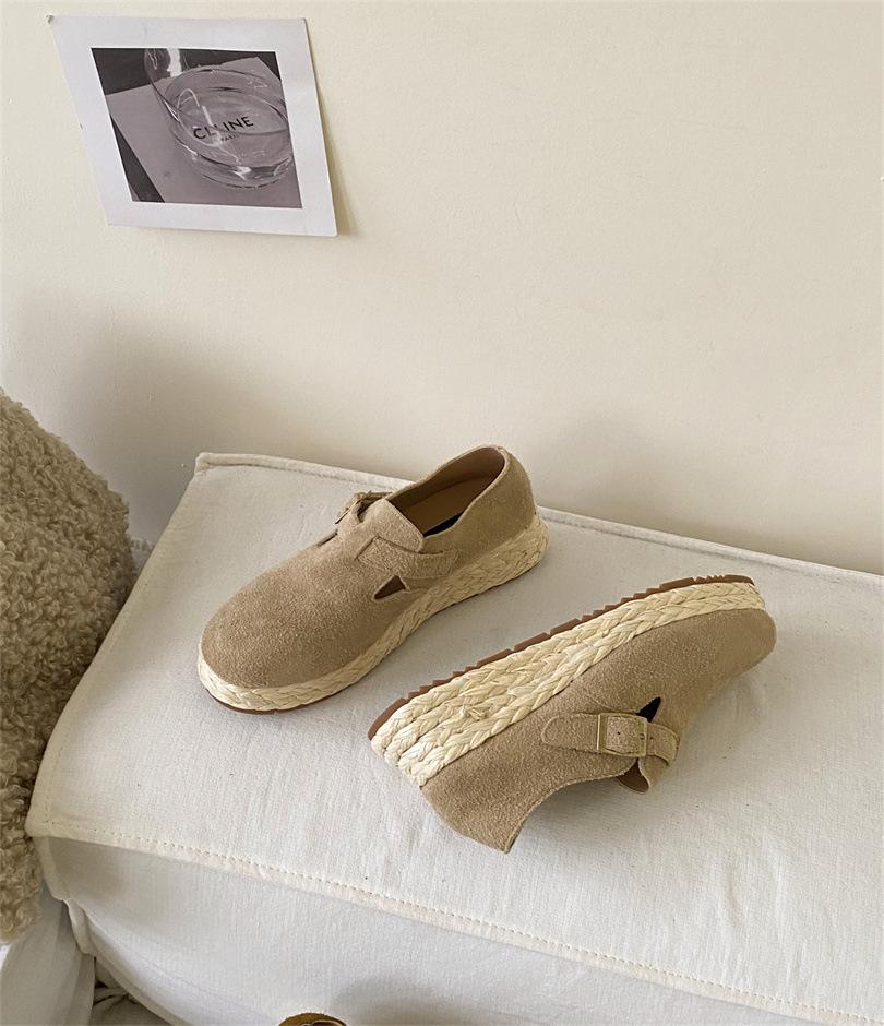 2025 New Women's Shoes New Casual Versatile Sports and Leisure, Board Shoes Trendy Shoes