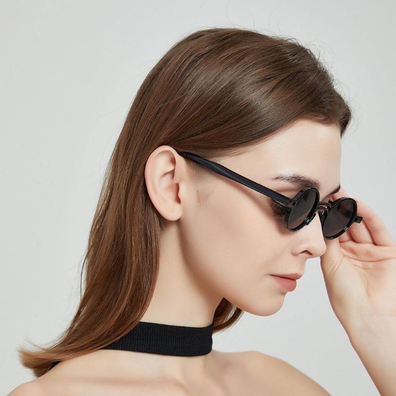 non-polarized Vintage Small Round Sunglasses Women Fashion Double Bridges Trendy Rivets Sun Glasses Punk Shades Beach Travel Streetwear Eyewear