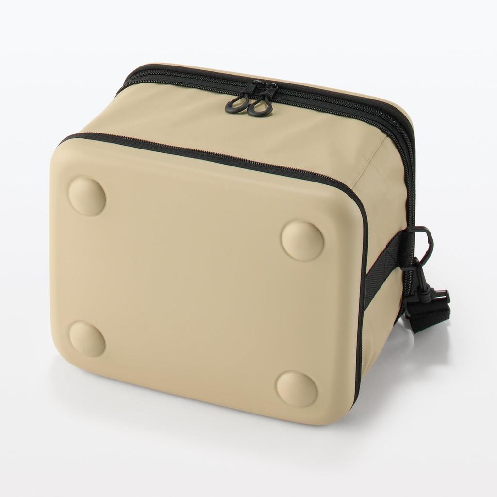 MUJI Foldable Soft Cooler Bag with Shoulder Strap, Beige, Approx. 28 X 22 X 19 Cm, 12L, 83832810